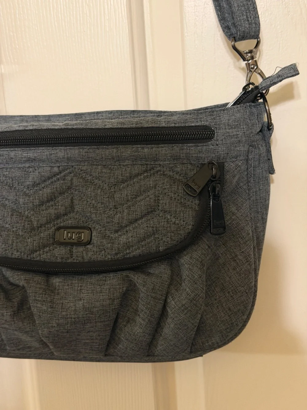 Lug Mambo Gray Crossbody Shoulder RFID Bag w/ Key Holster and Storage EUC